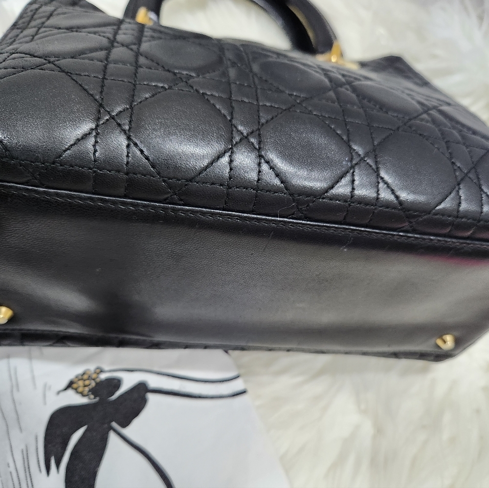 Lady Dior in Lambskin - Picture 10 of 16